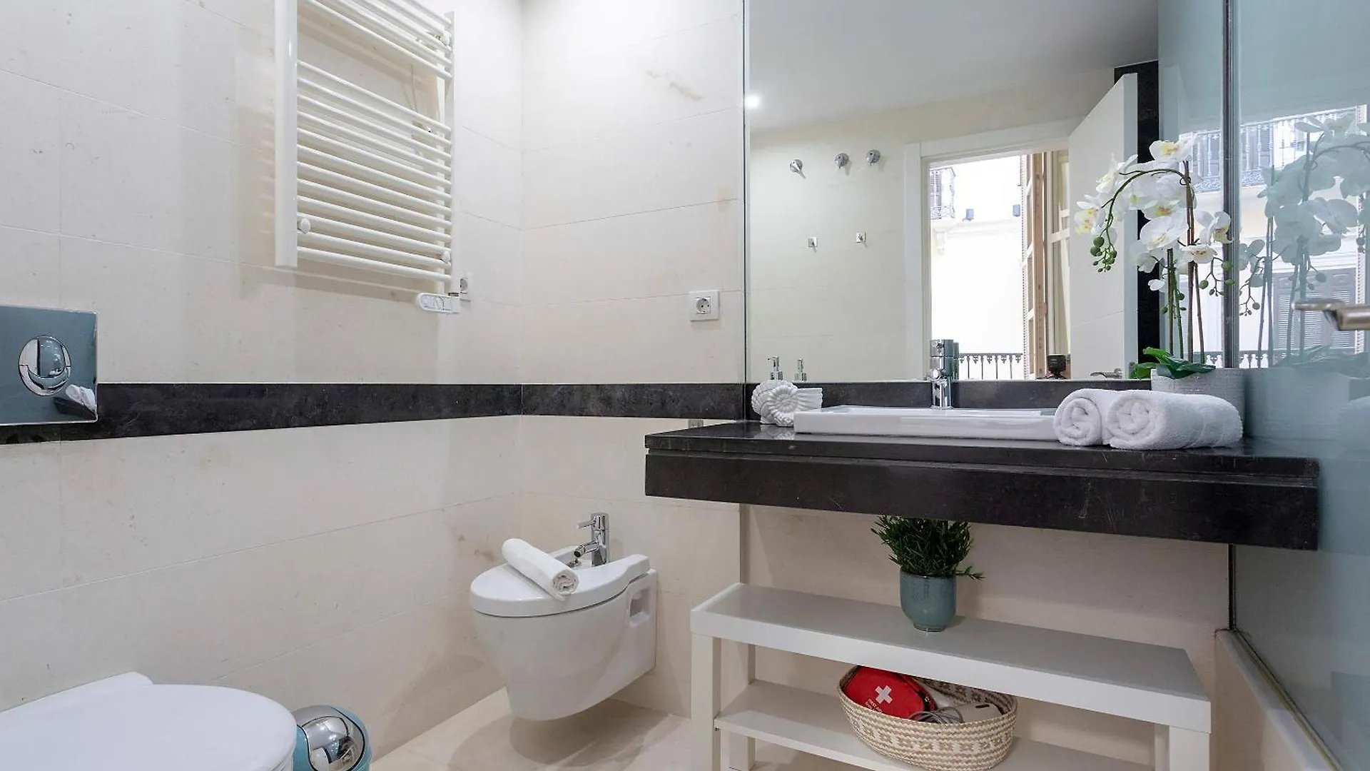 Apartment Genteel Home San Agustin Malaga